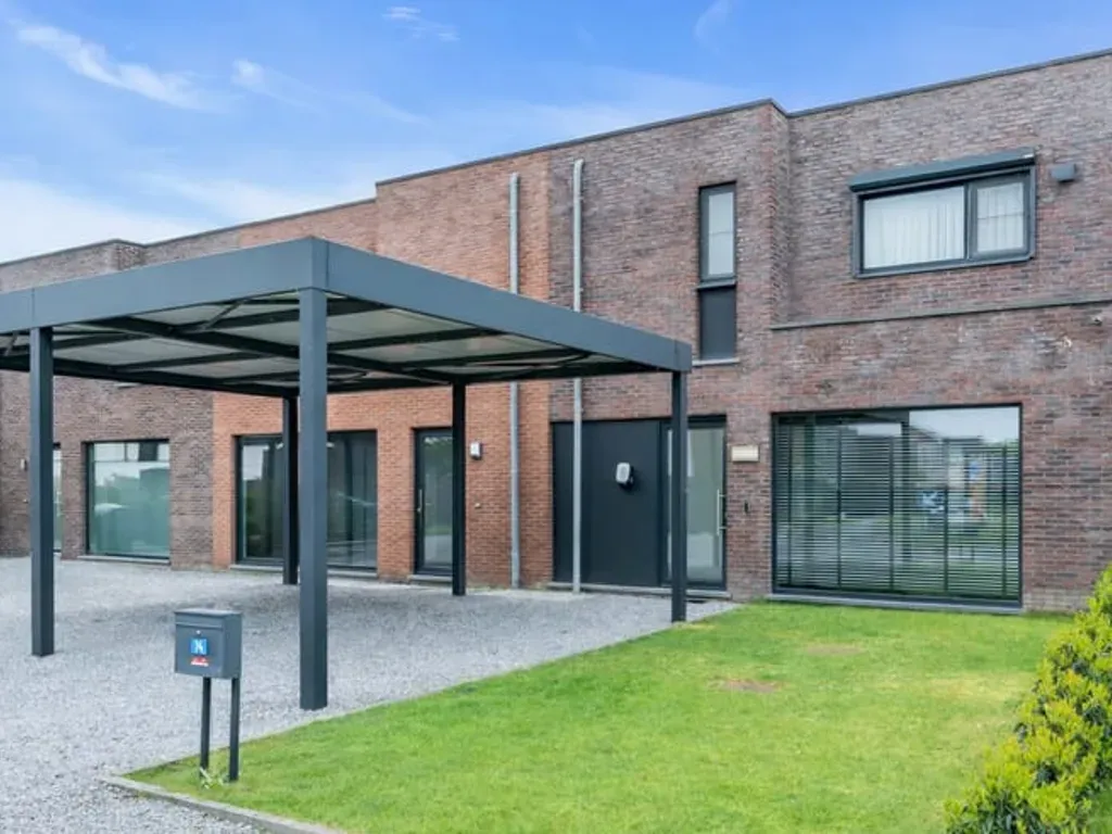 Huis in Maasmechelen - 7654383 - In De Mool 74, 3630 Maasmechelen