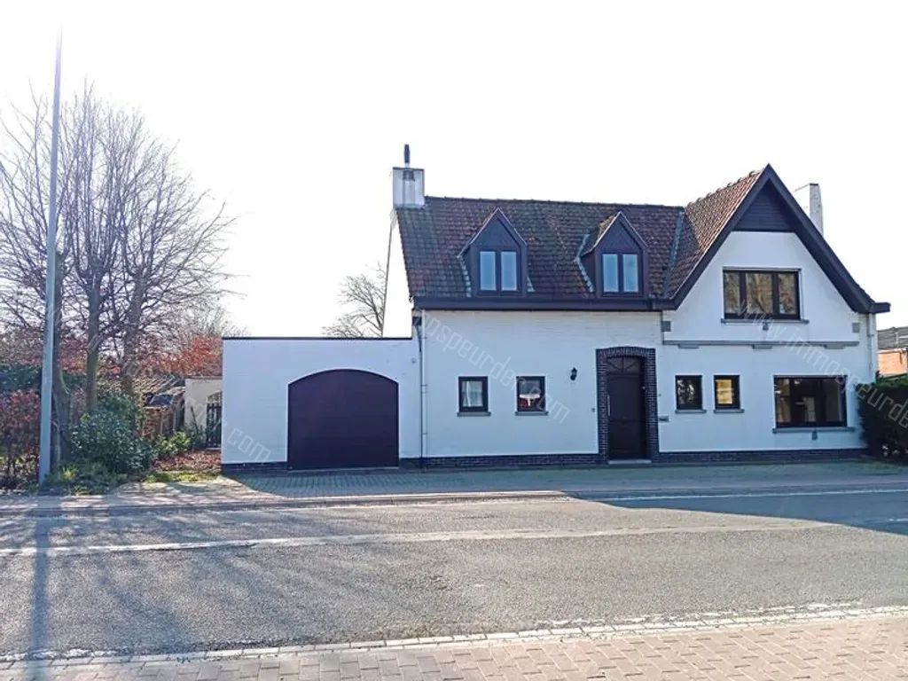 Huis in Oostkamp - 1401281 - Sint-Elooisstraat 118, 8020 Oostkamp