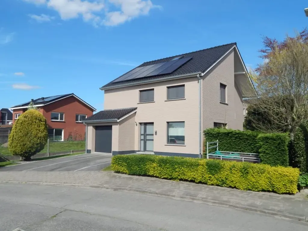 Villa in Hooglede - 1554753 - Kasteelstraat 2, 8830 Hooglede