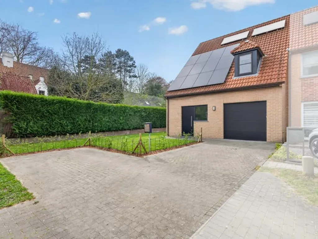 Huis in Oostkamp - 7654477 - Ernest Claesstraat 22, 8020 Oostkamp