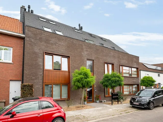 Huis in 's-gravenwezel - Eikenlei 2 A1, 2970
