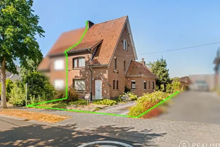 Huis Te Koop Moen