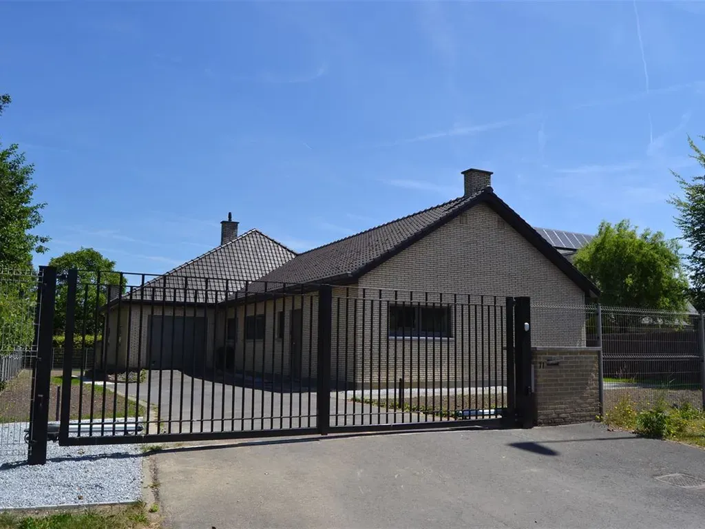 Huis in Bellegem - 1271144 - Doornikserijksweg 71, 8510 BELLEGEM