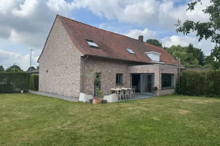  Verhuurd Moen