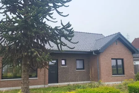  Verhuurd Waregem