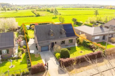  Verhuurd Housse