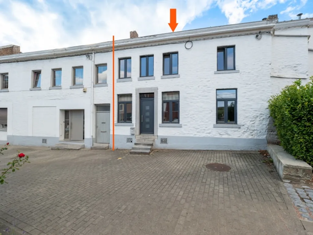 Villa in Vivegnis - 7666078 - Rue Jospeh Wauters 93, 4683 Vivegnis