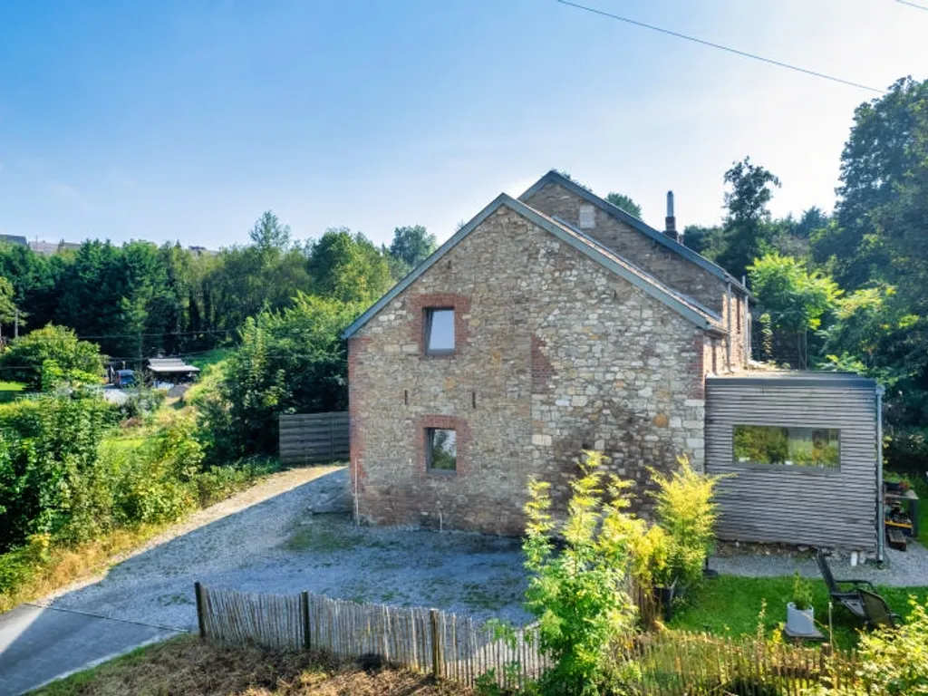 Huis in Housse - 7681910 - Rue de Nossale 12, 4671 Housse