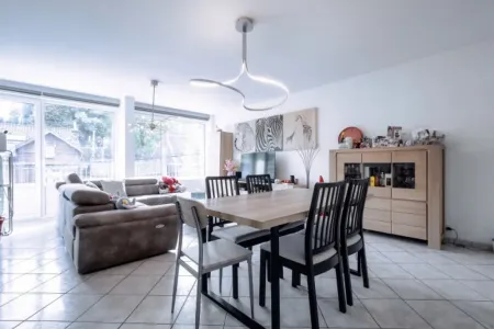 Verhuurd Jupille-sur-Meuse