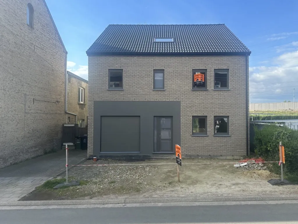 Huis in Bierset - 7681979 - Avenue de la Gare 28, 4460 Bierset