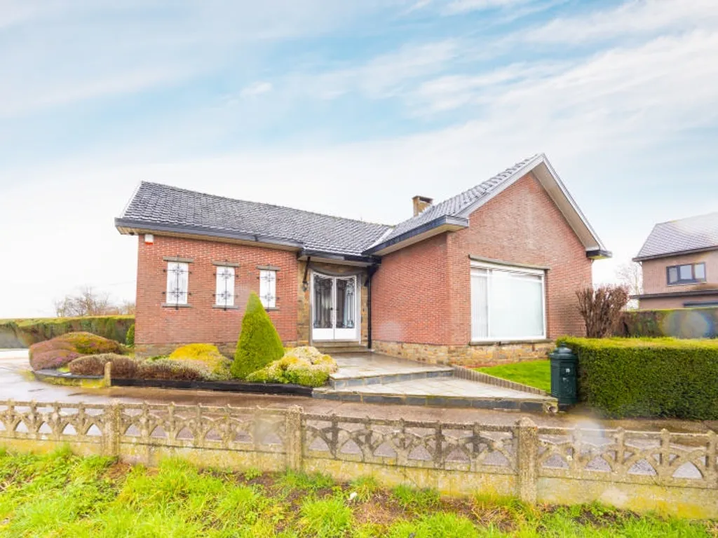 Huis in Vreren - 7666079 - Kerselarenstraat 70, 3700 Vreren