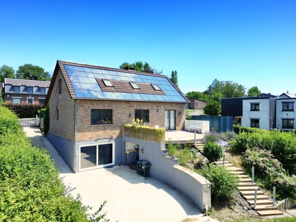 Huis in Housse - 7682814 - Rue Corinhez 13, 4671 Housse