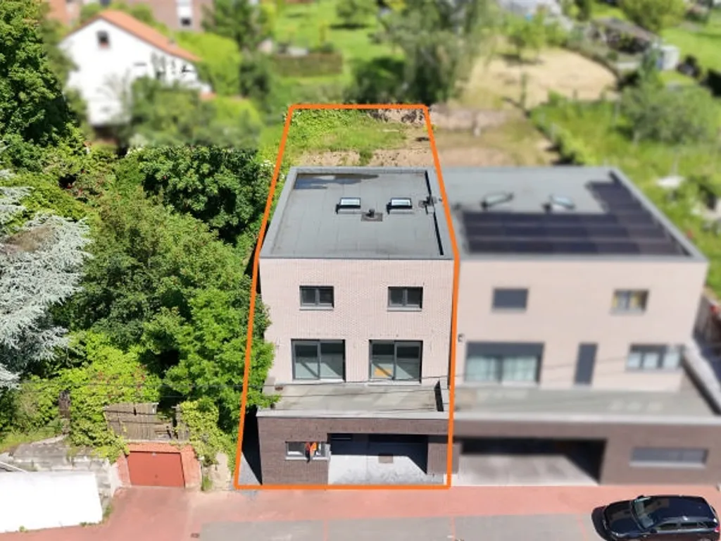 Garage in Herstal - 7683006 - Rue Christophe 50, 4040 Herstal