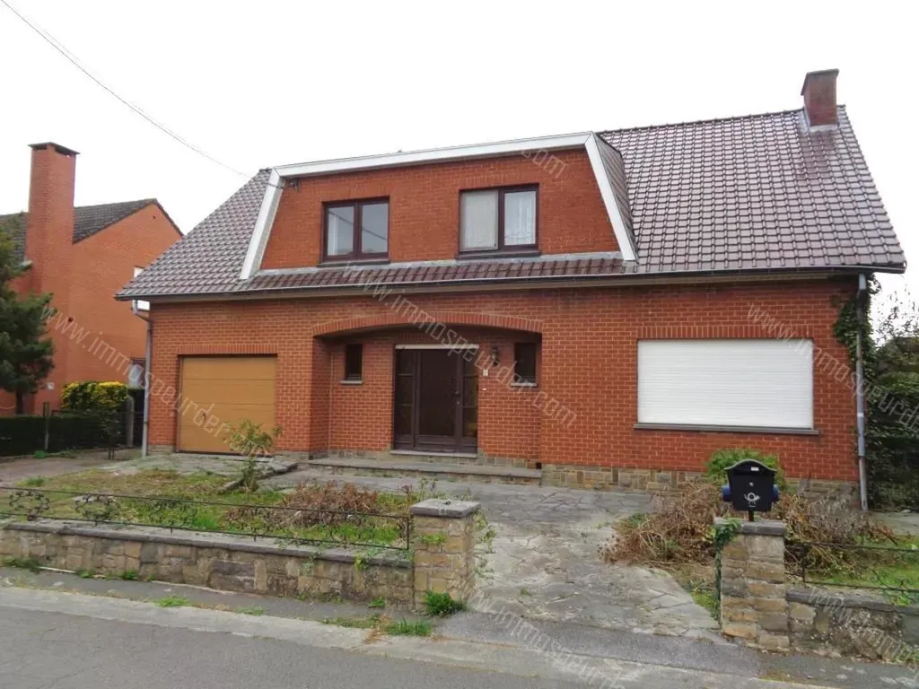 Villa in Maffle - 1278997 - Rue Joseph Wauters 2, 7810 Maffle