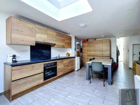 Huis in Leval-Trahegnies - Rue D'anderlues 8, 7134 - foto 2