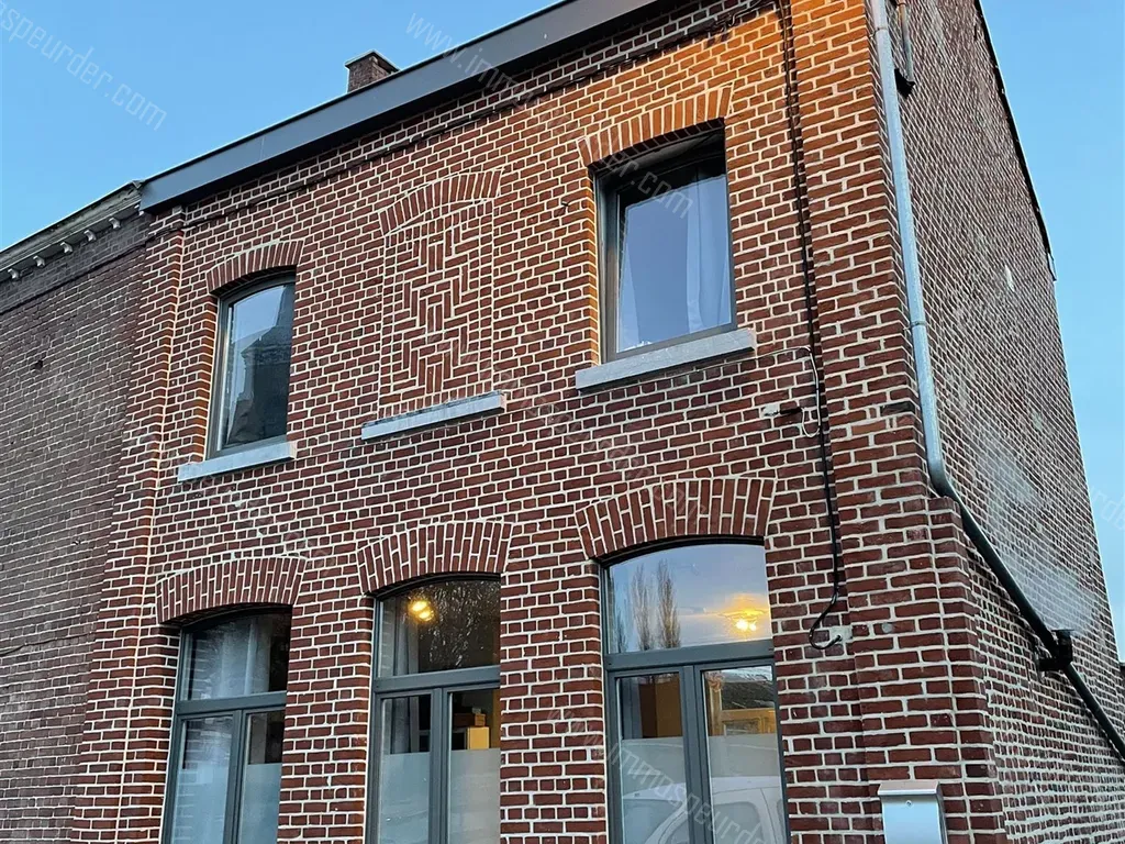 Huis in Froidmont - 1374922 - Place de Froidmont 1, 7504 FROIDMONT