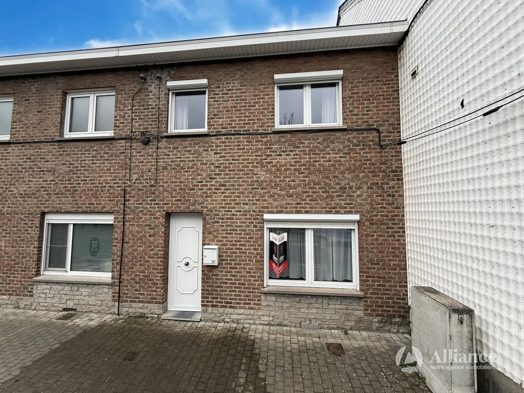 Hoofdfoto Huis in FlÉnu