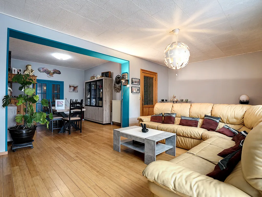 Hoofdfoto Huis in La Louvière Houdeng-goegnies