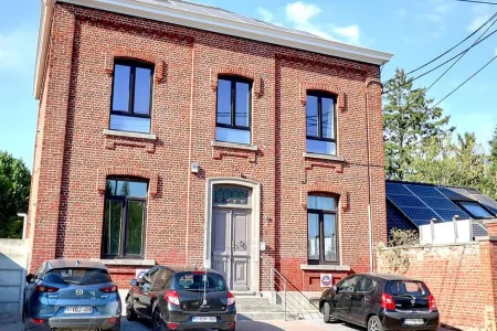 Appartement À louer Courcelles