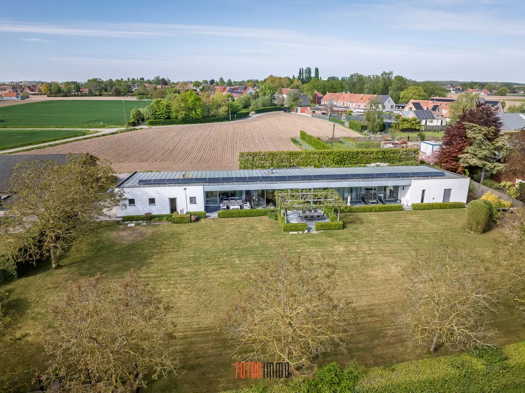 Villa in Sint-Michiels - 7680099 - Torhoutse Steenweg 26, 8200 SINT-MICHIELS