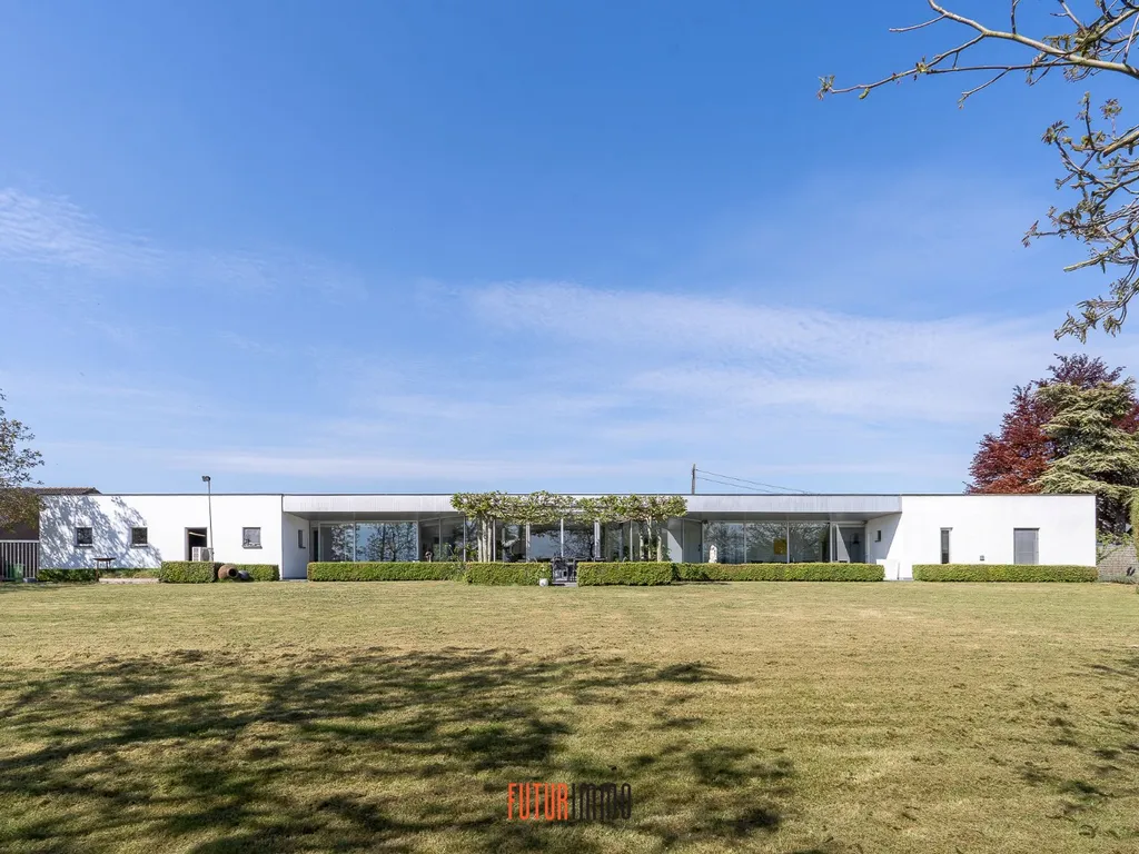 Villa in Sint-Michiels - 7680099 - Torhoutse Steenweg 26, 8200 SINT-MICHIELS