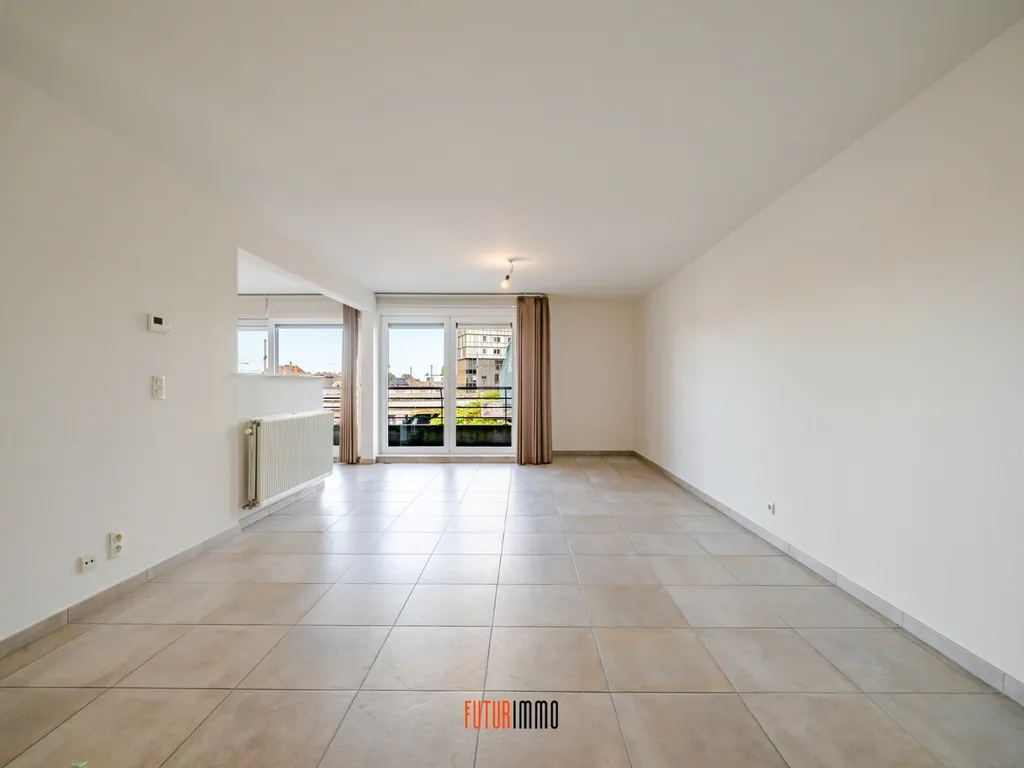 Appartement in Sint-Michiels - 7680146 - Torhoutse Steenweg 24, 8200 SINT-MICHIELS