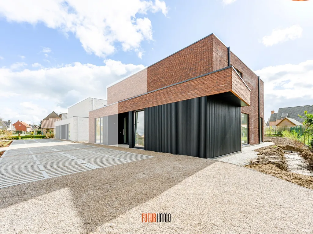 Huis in Sint-Michiels - 7680142 - Torhoutse Steenweg 15, 8200 SINT-MICHIELS