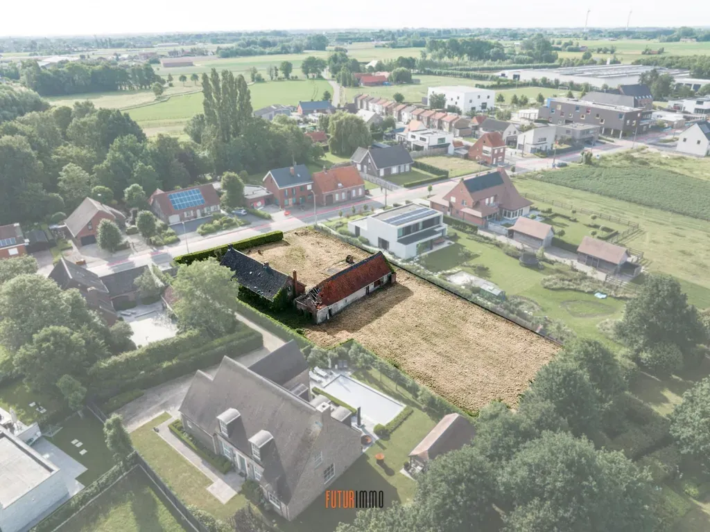Villa in Roeselare - 7700568 - Sint-Eloois-Winkelsestraat 38, 8800 Roeselare