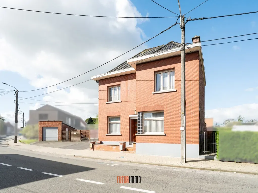 Garage in Roeselare - 7700569 - Oekensestraat 22, 8800 Roeselare