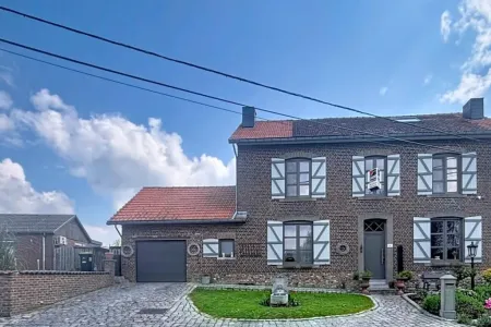 Huis Te Koop Velroux