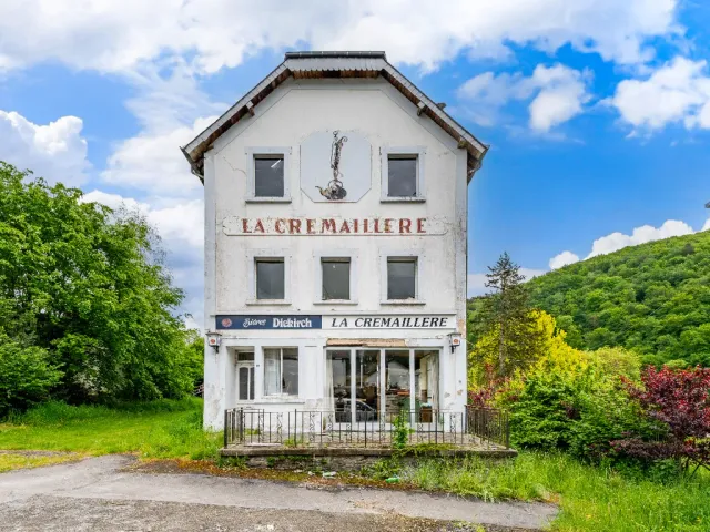 Huis in Poupehan - Rue du Pont 14, 6830