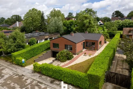 Villa Te Koop Marke