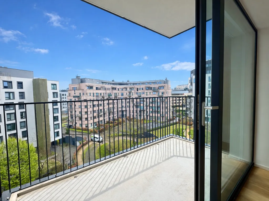 Appartement in Woluwe-Saint-Lambert - 7669121 - Avenue Marcel Thiry 204 bus 604, 1200 Woluwe-Saint-Lambert