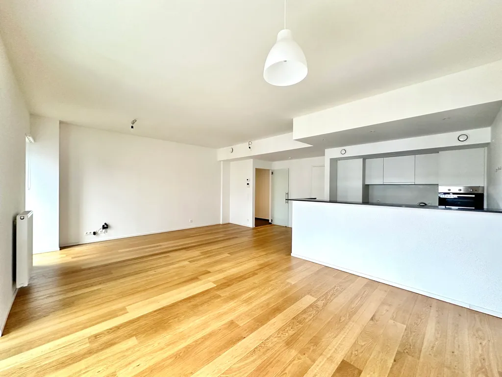Appartement in Woluwe-Saint-Lambert - 7669121 - Avenue Marcel Thiry 204 bus 604, 1200 Woluwe-Saint-Lambert