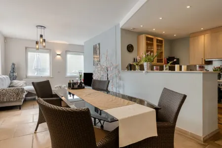Huis Te Koop Marke
