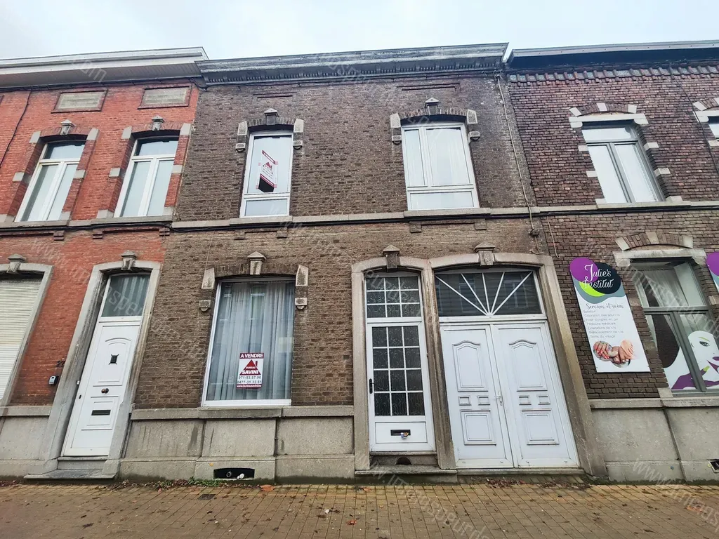 Huis in Charleroi - 1381285 - Rue de Jumet 25, 6041 Charleroi