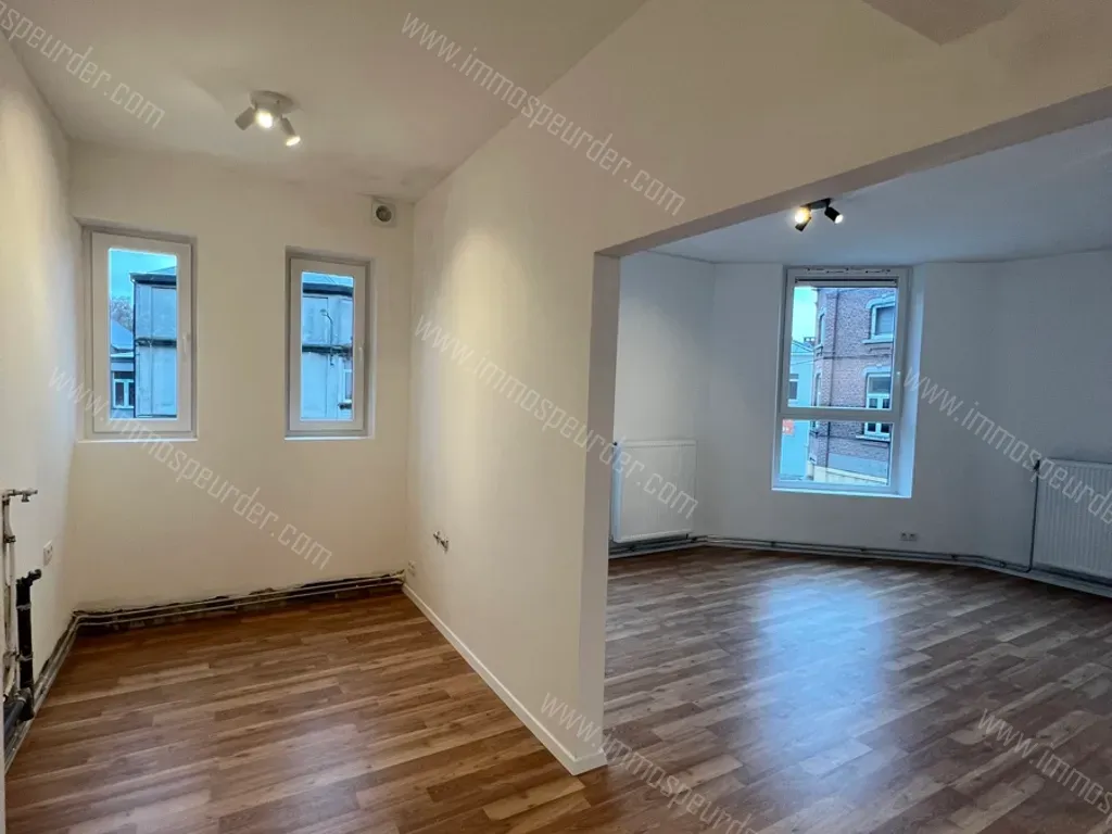 Appartement in Charleroi - 1393875 - Rue Surlet 25, 6040 Charleroi