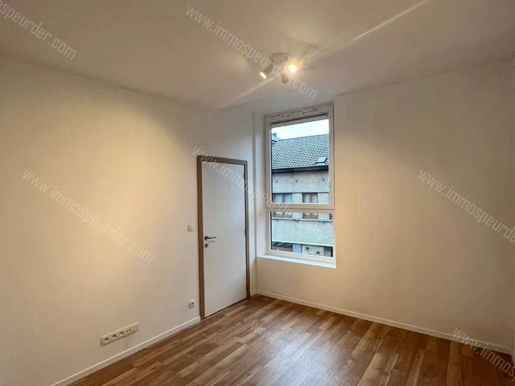 Appartement in Charleroi - 1393875 - Rue Surlet 25, 6040 Charleroi