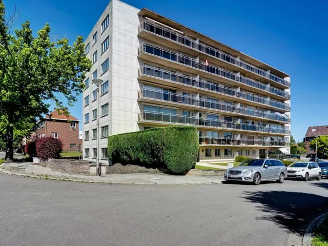 Appartement in Eigenbrakel - Square d'Hougoumont 4, 1420