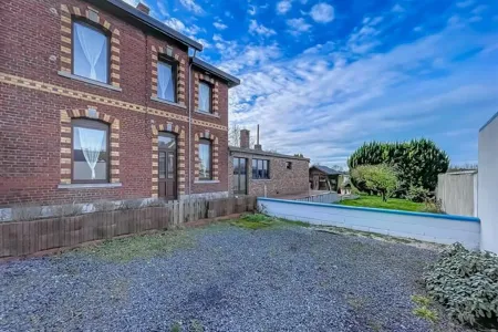 Huis Te Koop Ressaix
