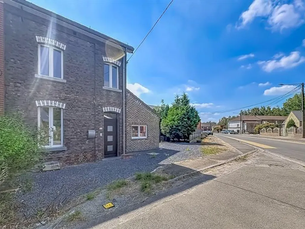 Hoofdfoto Huis in PÉronnes-lez-binche