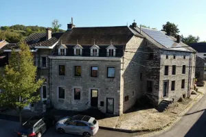VillaComblain-la-Tour
