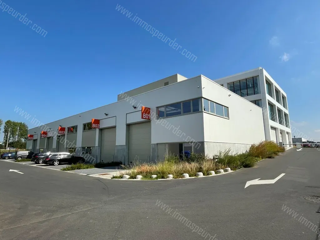 Garage in Nivelles - 1422406 - Rue de l'Industrie , 1400 Nivelles