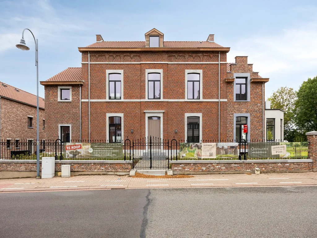 Huis in Jeuk - 7672546 - Houtstraat 98, 3890 Jeuk