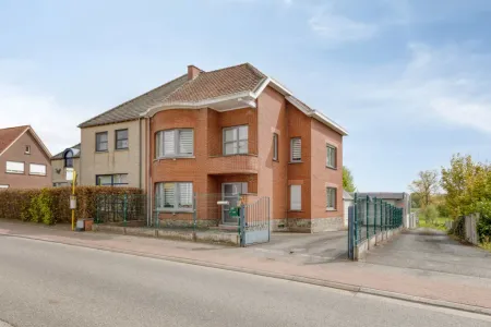 Huis Gearchiveerd Moerbeke