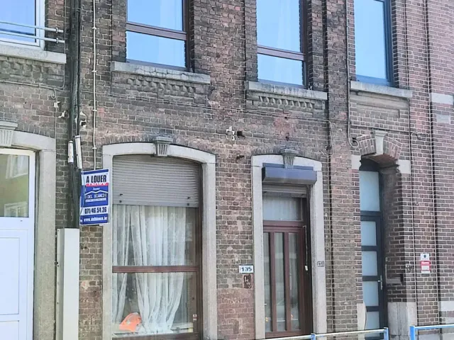 Huis in Marcinelle - Avenue de Philippeville 135, 6001