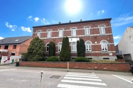 Huis Te Koop Courcelles