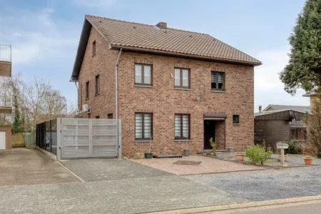 Huis Te Koop Maasmechelen