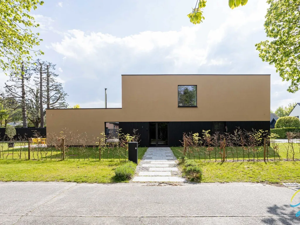 Huis in De Pinte - 7683318 - Oudstrijderslaan 4, 9840 De Pinte