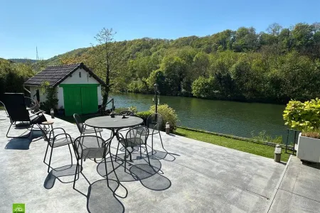 Villa Te Koop Lustin